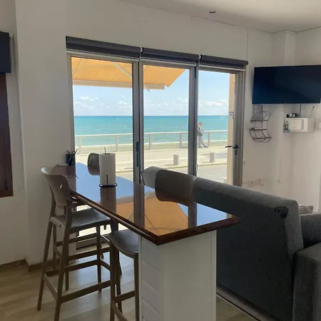 Seafront Σπίτι διακοπών *